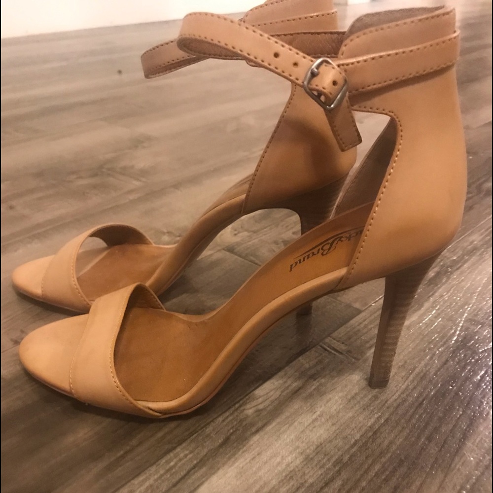 Love these ❤️ lucky 🍀brand size 8 did’t used much